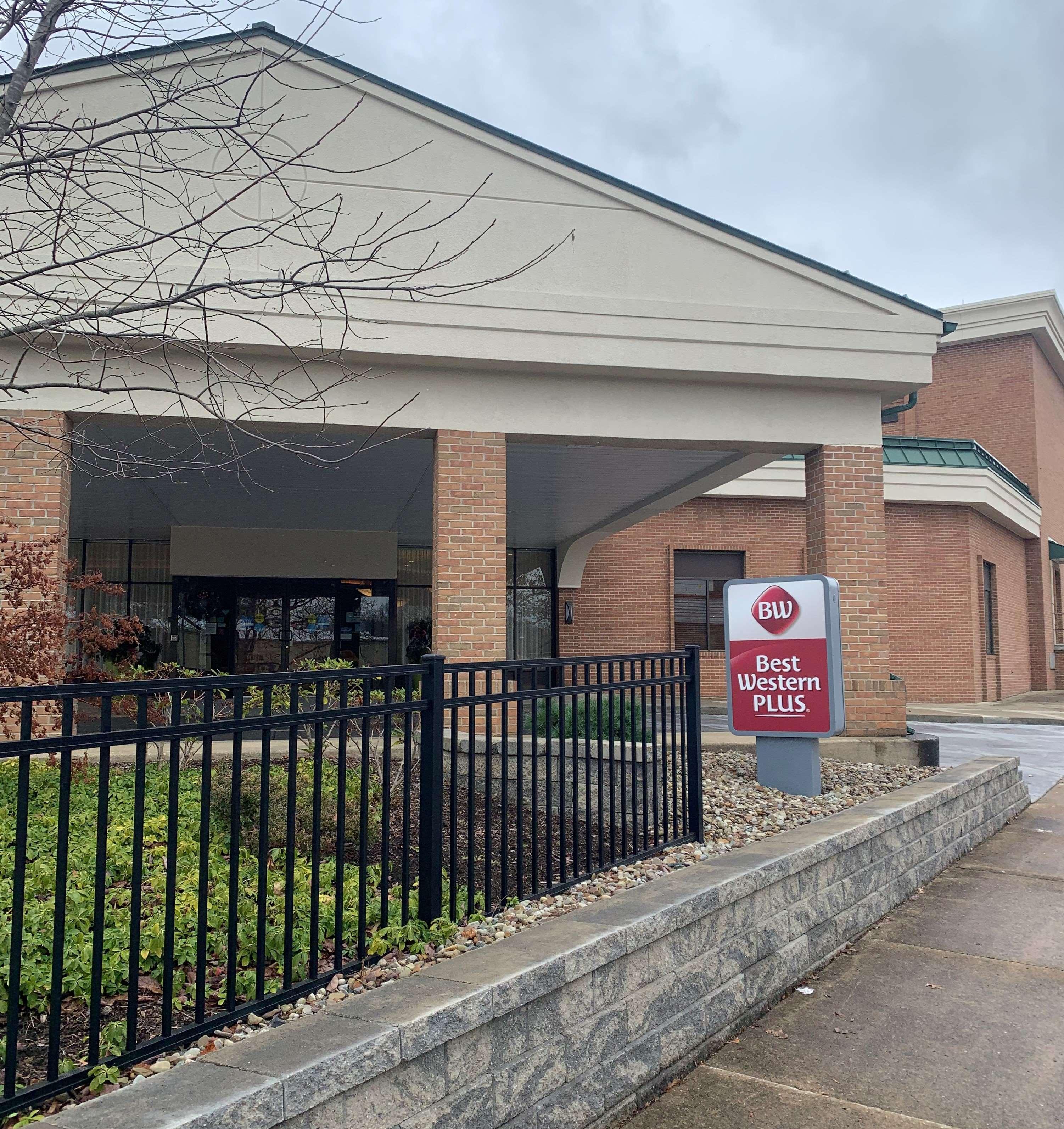 Best Western Plus Wooster Hotel & Conference Center Exterior photo