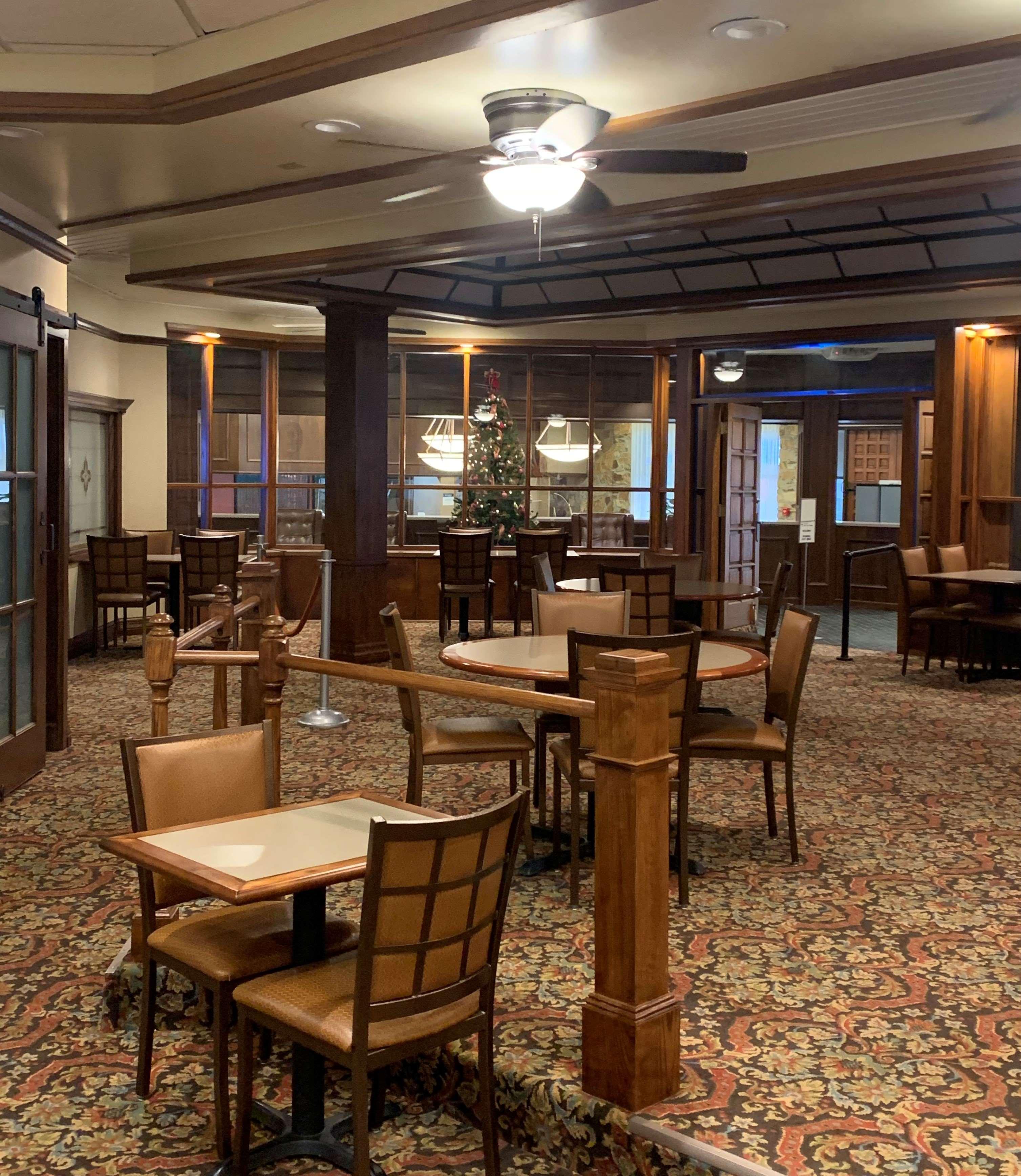 Best Western Plus Wooster Hotel & Conference Center Exterior photo