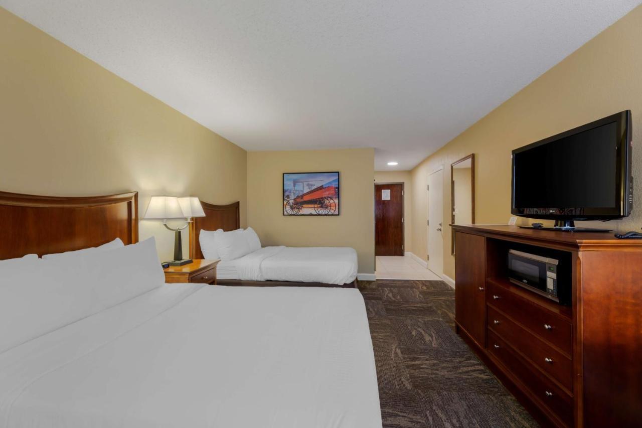 Best Western Plus Wooster Hotel & Conference Center Exterior photo